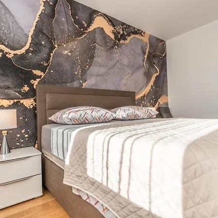 Bella Apartment